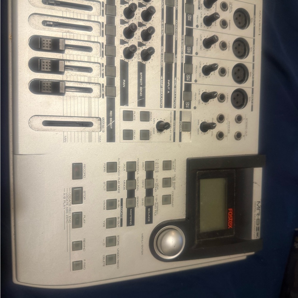Faulty Fostex MR-8HD 8-Track Digital Multitracker  Recorder Not Tested See Pics